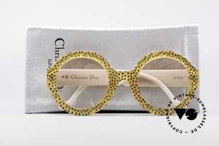 Christian Dior 2567 Round 90's Shades, NO retro sunglasses, but a costly and rare original!, Made for Women