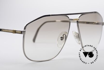 Dunhill 6096 Titanium Frame 18ct Solid Gold, a "must-have" with very light tinted sun lenses; 100% UV, Made for Men