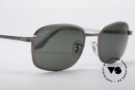 Ray Ban Sidestreet Metal Square Shades, unworn (like all our vintage Ray-Ban B&L sunglasses), Made for Men and Women