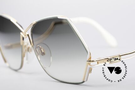 Cazal 226 Extraordinary Vintage Shades, 80's frame (W.Germany), 90's frame (made in Germany), Made for Women