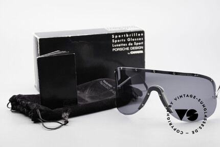 Porsche 5620 Old Yoko Ono Shades Silver, meanwhile, worn by many celebs (Madonna, Will.i.am ...), Made for Men and Women