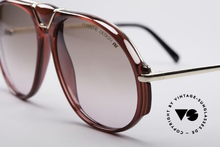 Porsche 5659 Interchangeable Polarized M, thus, 2 sunglasses in 1 (simply ingenious), M size, Made for Men and Women Porsche 5659 Interchangeable Polarized M, thus, 2 sunglasses in 1 (simply ingenious), M size, Made for Men and Women