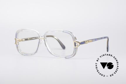 Cazal 320 80's West Germany Frame, really unique and pretty hard to find, in these days, Made for Women