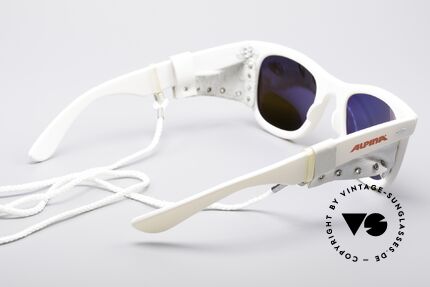 Alpina Classic Vintage Ski Sunglasses, new old stock (like all our old ALPINA shades), Made for Men and Women