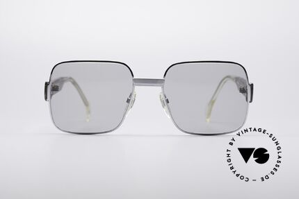 Neostyle Office 40 Old School Sunglasses, striking frame with grayish-transparent coloring, Made for Men