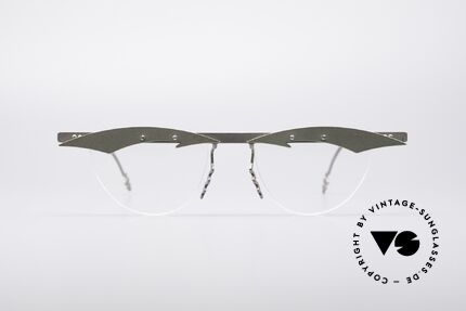 Theo Belgium Tita II A3 90's Eyeglasses, founded in 1989 as 'anti mainstream' eyewear / glasses, Made for Men