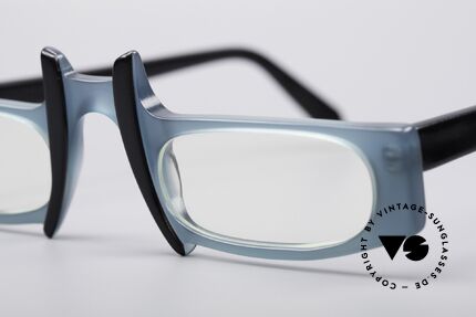Theo Belgium Tobus Small 90's Frame, unworn, one of a kind, Theo shades for all who dare ;), Made for Men and Women