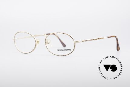 Giorgio Armani 125 Oval Vintage Frame, sober, timeless style: suitable for many occasions, Made for Men and Women