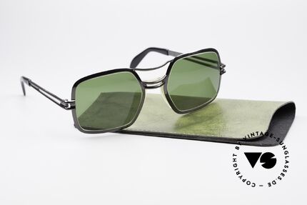 Saphira 102 Cari Zalloni 60's Design, this monolithic metal frame was produced around '66, Made for Men
