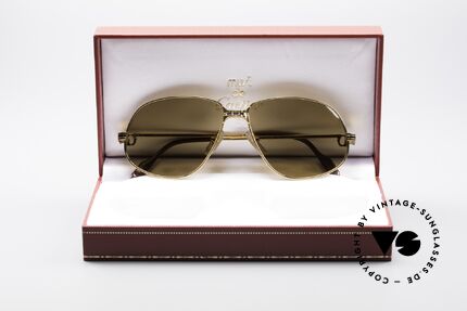 Cartier Panthere G.M. - L Rare Luxury Sunglasses, you must BREATH on the lenses to make the logo VISIBLE, Made for Men Cartier Panthere G.M. - L Rare Luxury Sunglasses, you must BREATH on the lenses to make the logo VISIBLE, Made for Men