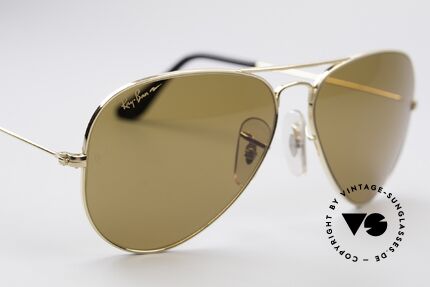 Ray Ban Large Metal Driving Chromax, never worn (like all our vintage Ray Ban eyewear), Made for Men and Women