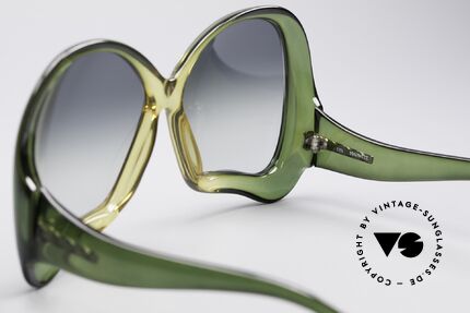Marwitz 8024 70's XXL Vintage Shades, new old stock (like all our old original 70's sunglasses), Made for Women