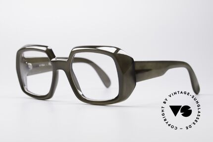 ViennaLine Royal 1601 Goliath Monster Specs, some frame parts are 10mm thick - simply unbelievable, Made for Men