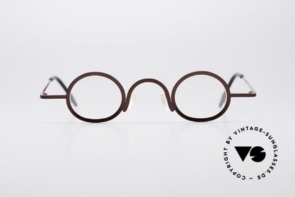 Theo Belgium Phil Avant-Garde Vintage Specs, founded in 1989 as 'opposite pole' to the 'mainstream', Made for Men and Women Theo Belgium Phil Avant-Garde Vintage Specs, founded in 1989 as 'opposite pole' to the 'mainstream', Made for Men and Women
