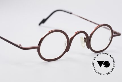 Theo Belgium Phil Avant-Garde Vintage Specs, extraordinary frame in top-quality (unisex; ruby colored), Made for Men and Women Theo Belgium Phil Avant-Garde Vintage Specs, extraordinary frame in top-quality (unisex; ruby colored), Made for Men and Women
