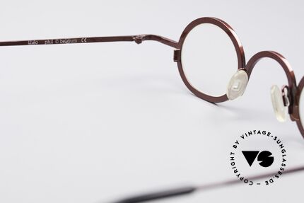 Theo Belgium Phil Avant-Garde Vintage Specs, unworn vintage eyeglass-frame (with representativeness), Made for Men and Women Theo Belgium Phil Avant-Garde Vintage Specs, unworn vintage eyeglass-frame (with representativeness), Made for Men and Women
