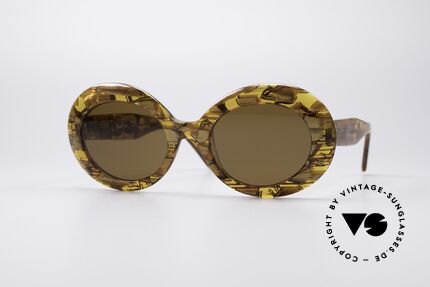 Persol 661 Jackie O. Vintage Sunglasses, glamorous vintage ladies sunglasses by PERSOL, Made for Women Persol 661 Jackie O. Vintage Sunglasses, glamorous vintage ladies sunglasses by PERSOL, Made for Women