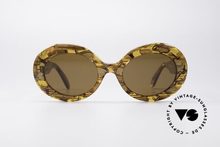 Persol 661 Jackie O. Vintage Sunglasses, a 90's model in style of the 60's (Jackie O. Style), Made for Women Persol 661 Jackie O. Vintage Sunglasses, a 90's model in style of the 60's (Jackie O. Style), Made for Women