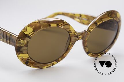 Persol 661 Jackie O. Vintage Sunglasses, fancy eye-catcher in high-end quality; true rarity, Made for Women Persol 661 Jackie O. Vintage Sunglasses, fancy eye-catcher in high-end quality; true rarity, Made for Women