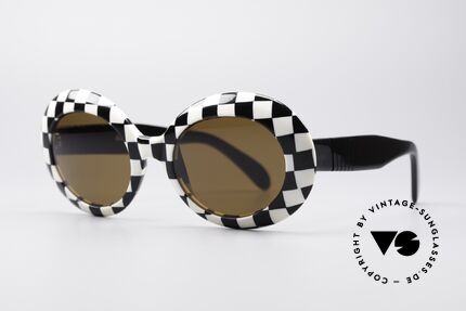 Persol 661 Jackie O. Style Sunglasses, amazing frame pattern (fancy chessboard mosaic), Made for Women Persol 661 Jackie O. Style Sunglasses, amazing frame pattern (fancy chessboard mosaic), Made for Women