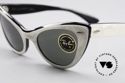 Ray Ban Lisbon White Pearl Cateye Shades, Bausch&Lomb model from the 1980's; No. L2460, Made for Women Ray Ban Lisbon White Pearl Cateye Shades, Bausch&Lomb model from the 1980's; No. L2460, Made for Women