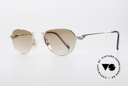 Bugatti EB605 Small Vintage Sunglasses, classic and timeless design in a SMALL size (unisex), Made for Men and Women
