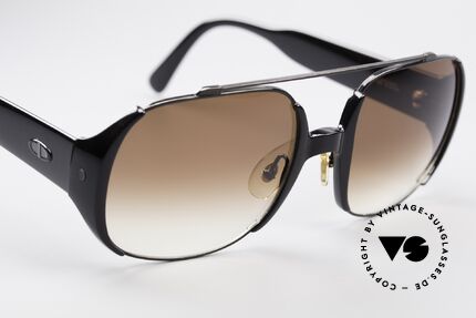 Christian Dior 2563 True Vintage Sunglasses, unworn (like all our unique DIOR designer shades), Made for Men and Women