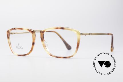 Gucci 1140 Ladies & Gents Eyeglasses, durable components and comfortable spring hinges, Made for Men and Women
