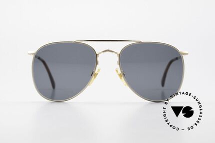 Giorgio Armani 149 Small 90'S Aviator Sunglasses, vintage shades by the fashion designer G.Armani, Made for Men and Women