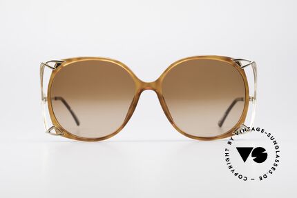Christian Dior 2616 80's Ladies Sunglasses XXL, huge gradient lenses with delicate metal-temples, Made for Women