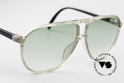 Christian Dior 2300 80's Aviator Sunglasses, green-gradient tinted sun lenses; 100% UV protect., Made for Men and Women