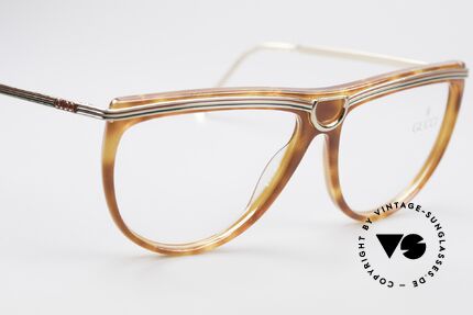 Gucci 2303 Ladies Eyeglasses 80's, NO RETRO EYEWEAR, but a unique old ORIGINAL!, Made for Women