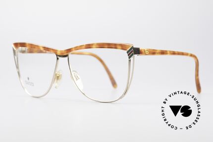 Gucci 2300 Ladies Designer Eyeglasses, a truly rare masterpiece of the late 80's from Italy, Made for Women