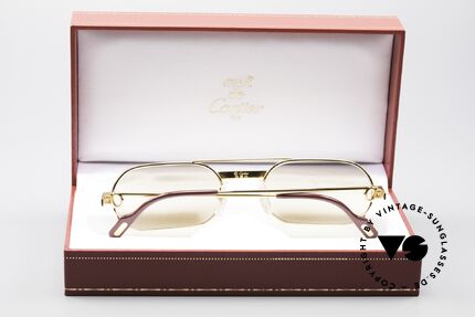 Cartier MUST Santos - M Elton John Shades, high-end mineral lenses (100% UV) with Cartier logos, Made for Men Cartier MUST Santos - M Elton John Shades, high-end mineral lenses (100% UV) with Cartier logos, Made for Men