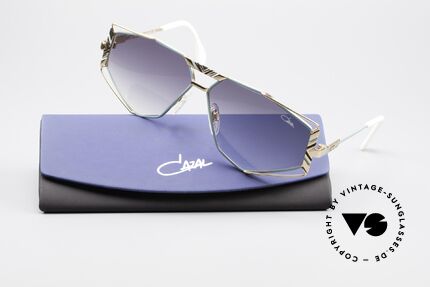Cazal 956 Cari Zalloni Vintage Shades, gray-gradient sun lenses for 100% UV protection, Made for Men and Women
