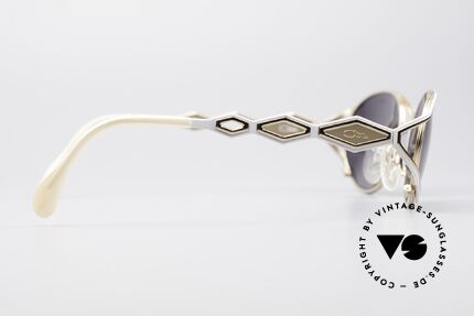 Cazal 977 90's Designer Shades Women, NO RETRO SUNGLASSES, but a unique old RARITY!, Made for Women