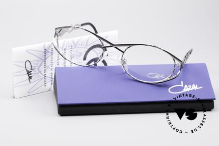 Cazal 977 Vintage 90s Eyeglasses Ladies, the frame is made for optical (sun)lenses of any kind, Made for Women