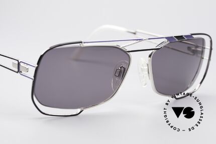 Neostyle Jet 222 Extraordinary 80's Sunglasses, unworn (like all our vintage NEOSTYLE shades), Made for Men and Women