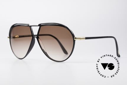 Yves Saint Laurent 8129 Y22 70's Aviator Sunglasses, not from a present collection, but true 1970's shades, Made for Men and Women