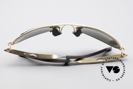 Ray Ban Orbs 9 Base Oval Gold Mirror B&L USA Shades, unworn (like all our vintage RAY-BAN USA sunglasses), Made for Men