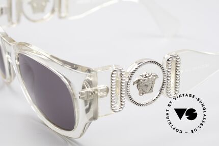 Gianni Versace 413 Vintage Medusa Sunglasses, with dark gray CR39 sun lenses (100% UV protection), Made for Men and Women