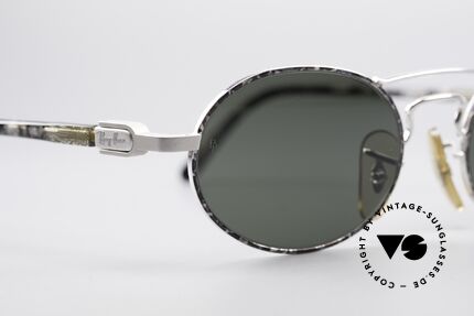 Ray Ban Chaos Oval 90's B&L USA Shades W2009, UNWORN rarity with interesting frame color / finish, Made for Men and Women
