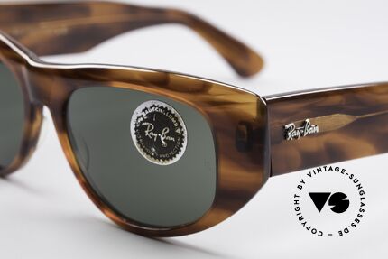 Ray Ban Wayfarer Dekko Rare Ladies Sunglasses B&L, massive temples + Bausch & Lomb lenses, 100% UV, Made for Women