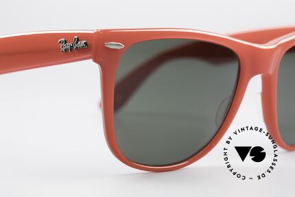 Ray Ban Wayfarer II Rare USA Wayfarer Crimson Red, NO RETRO sunglasses, but an authentic old original, Made for Women