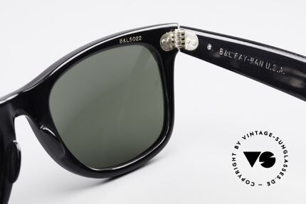 Ray Ban Wayfarer I Limited Leather Sunglasses, orig. name: W0499 Wayfarer Leather Auburn / Black, Made for Men and Women Ray Ban Wayfarer I Limited Leather Sunglasses, orig. name: W0499 Wayfarer Leather Auburn / Black, Made for Men and Women