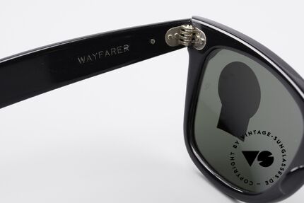Ray Ban Wayfarer I Old 80's B&L USA Sunglasses, NO retro Italy-Wayfarer; an old 80's USA ORIGINAL, Made for Men and Women Ray Ban Wayfarer I Old 80's B&L USA Sunglasses, NO retro Italy-Wayfarer; an old 80's USA ORIGINAL, Made for Men and Women