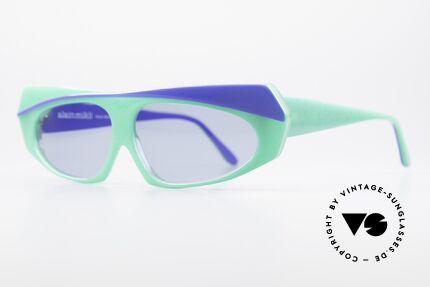 Alain Mikli 078 / 077 80's Eye-Catcher Sunglasses, a design classic by Mikli from 1983 (limited edition), Made for Men and Women