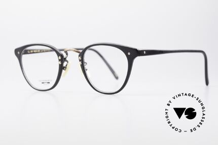 Oliver Peoples OP507 80's Unisex Designer Frame, combined with the intellectual styling of the 1960's, Made for Men and Women