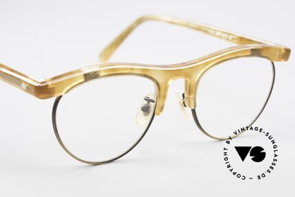 Oliver Peoples OP4336 80's Designer Frame Vintage, unworn rarity (like all our vintage O. Peoples glasses), Made for Men and Women