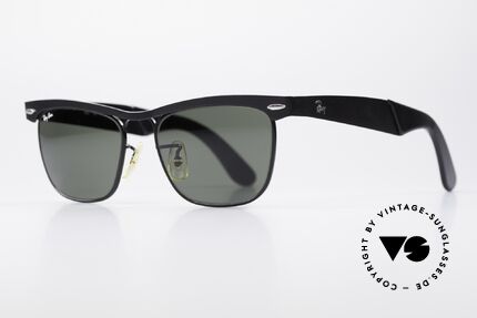 Ray Ban Wayfarer Metal USA B&L Original 80's Shades, unworn (like all our VINTAGE B&L Ray Ban eyewear), Made for Men and Women